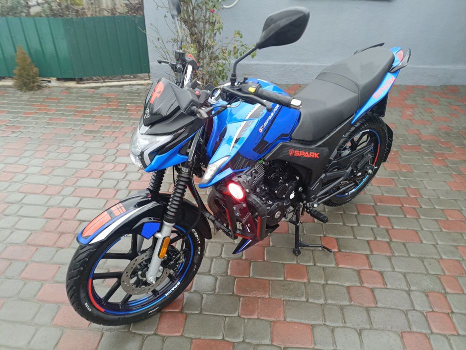 Мотоцикл SPARK SP200R-31