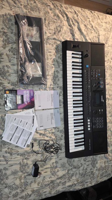 Keyboard YAMAHA PSR-E473