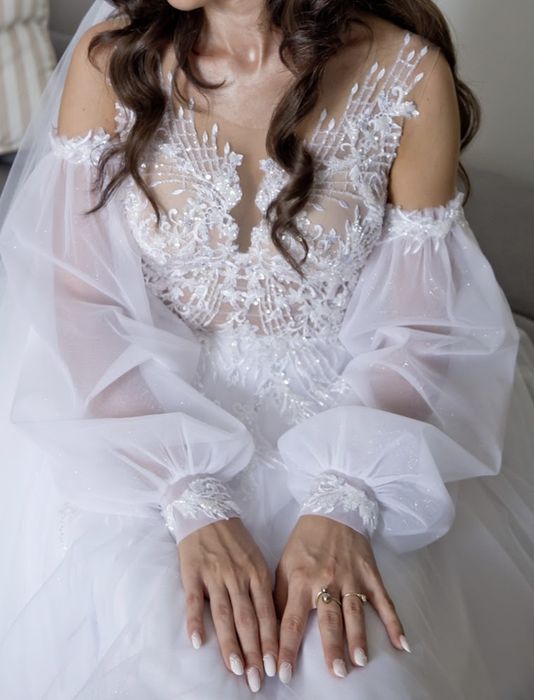 Sprzedam Suknie Ślubną szytą na miarę Wzrost 165cm!