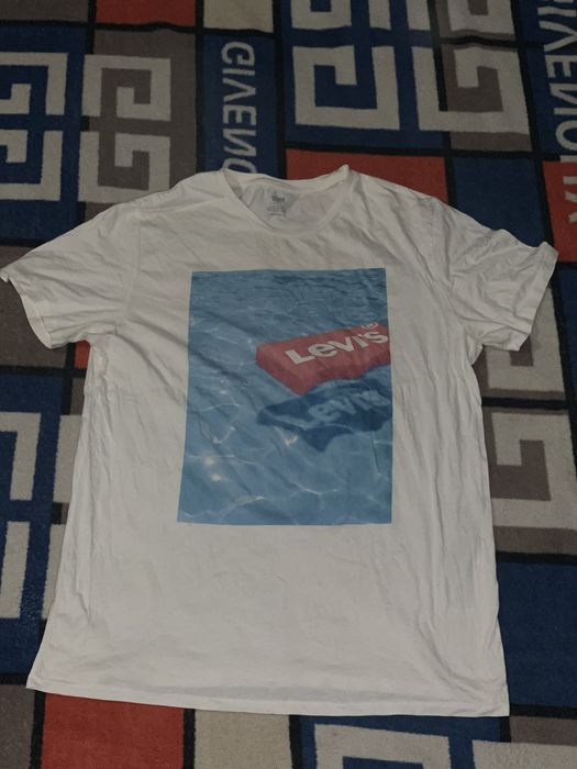 фуболка Levi’s