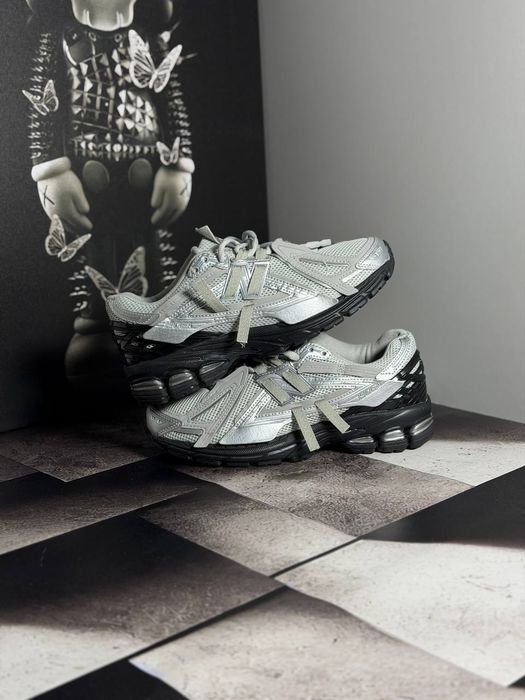 New Balance 1906A Grey Black
