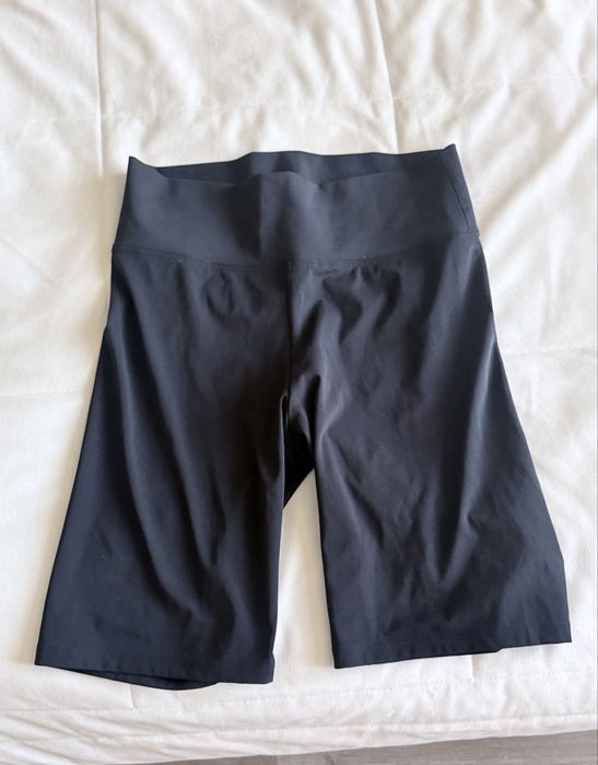 Велосипедки Calzedonia