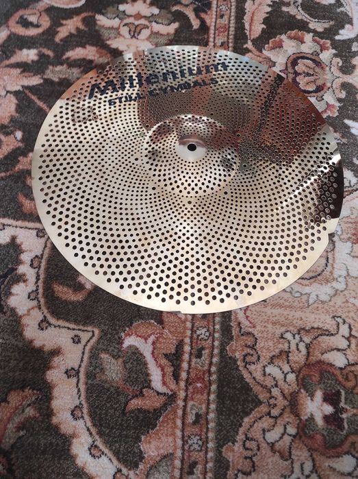 Ciche talerze Millenium 18" i 20" do perkusji