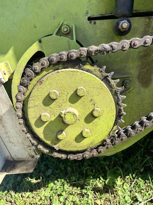 Прес підбирач Rollant 62S