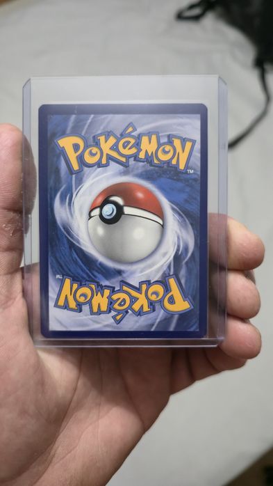 Carta pokémon charizard V