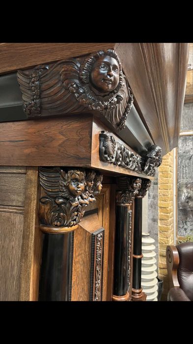 Дубовый шкаф  Голандия