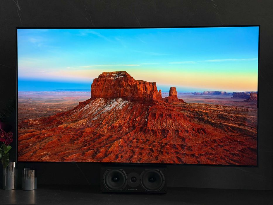 Телевізор LG OLED 65”, модель OLED65C8PLA