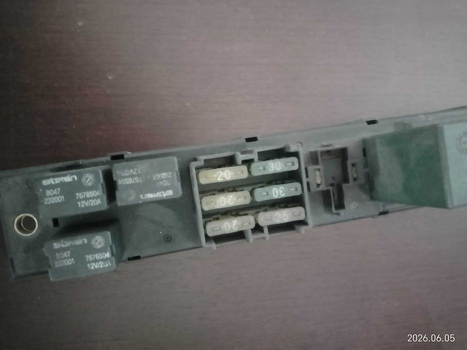 Caixa fusiveis Fiat Punto 1