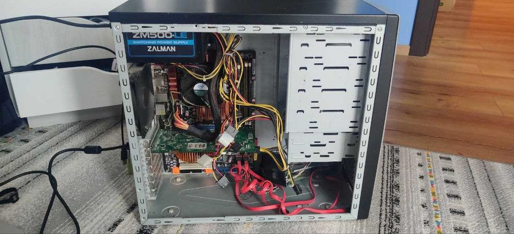 Системний блок ASUS Intel Core 2 Quad Q9300 8GB NVIDIA GeForce 9600GT