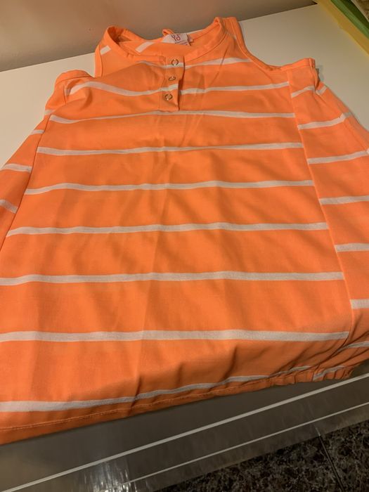 Vendo lote de roupa usada