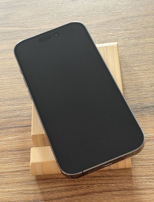 Iphone 14 pro stan bardzo dobry