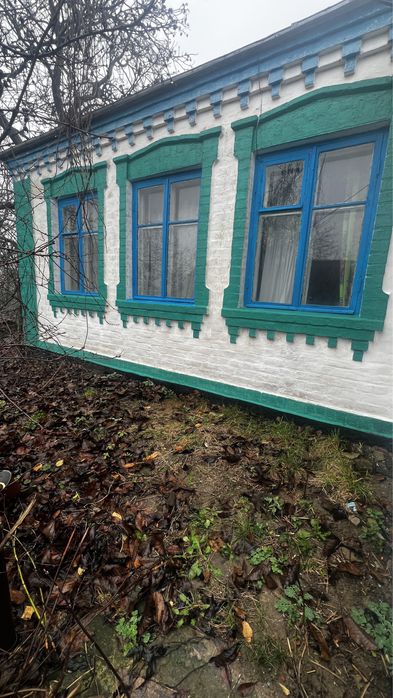 Продам добротний будинок в с. Медвин