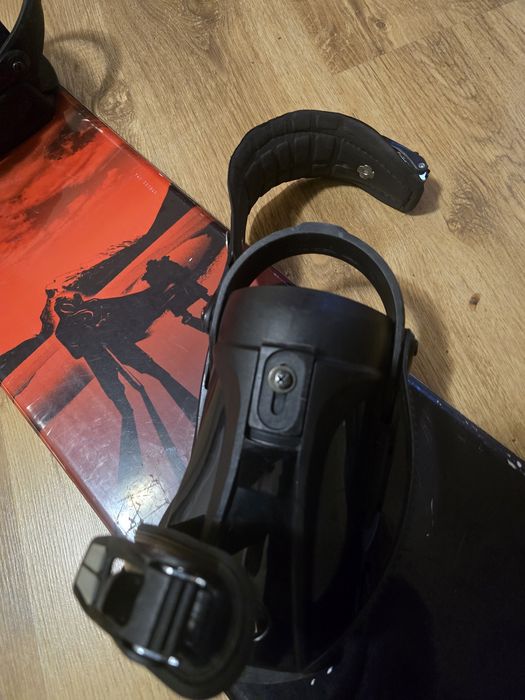 Deska snowbordowa Generics Ghost