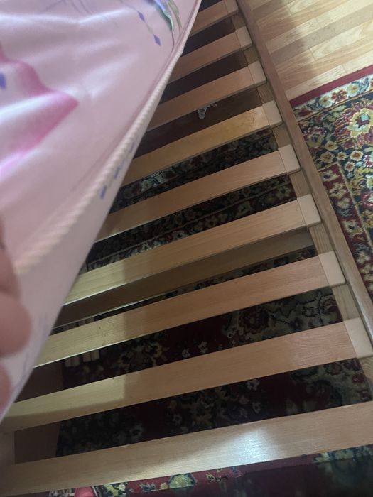 Шкаф , кровать , мебель