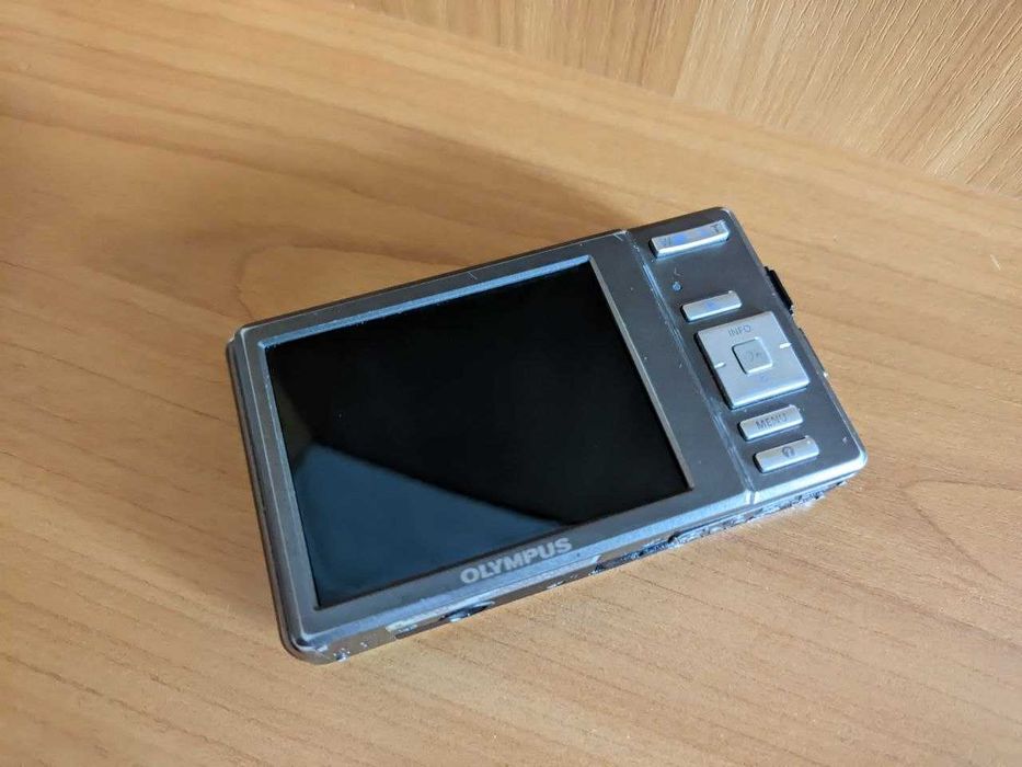 Цифровая винтажная мыльница Olympus FE-4040