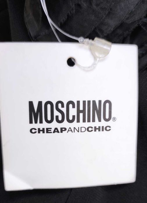 NOWA ekskluzywna czarna sukienka Moschino