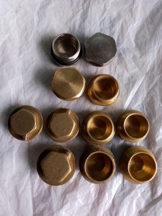Заглушка латунная на 1/2" ,3/4"