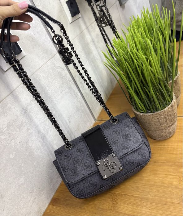 Torebka guess monogram