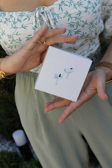 ОРИГІНАЛ МІКРОФОН + ШУМОДАВ AirPods 2 Pro, lux 1:1 з оригінальним мікрофоном та шумоподавленням