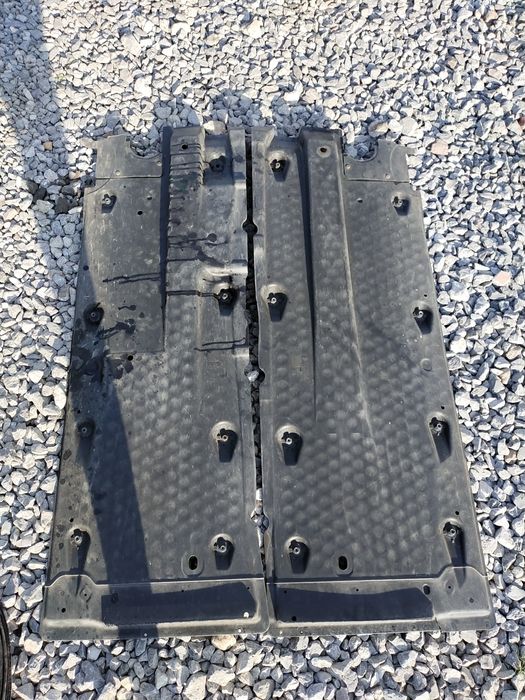 Skoda Octavia II osłony podwozia