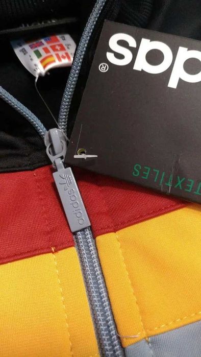 Спортивний костюм чоловічий adidas schuster ретро