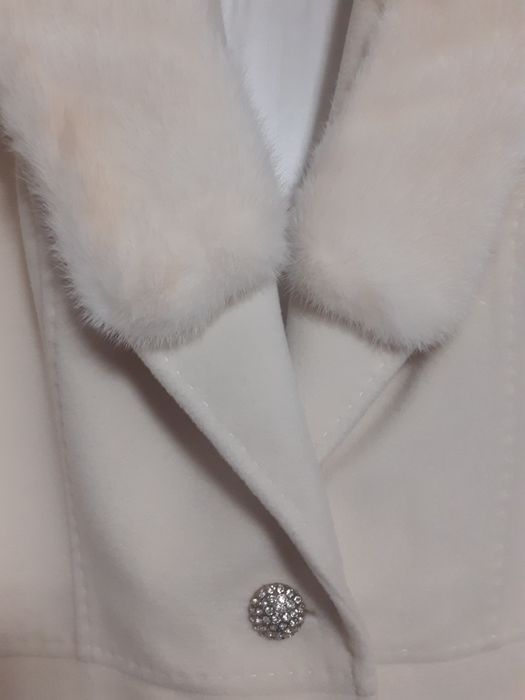 Пальто натуральна  біла норка 52 норкова