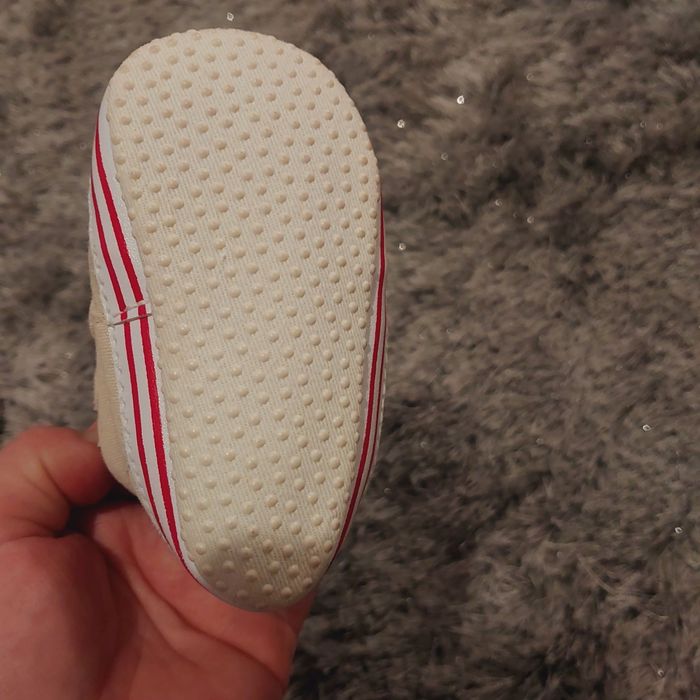 Buciki Trampki niechodki na 3-6 miesięcy