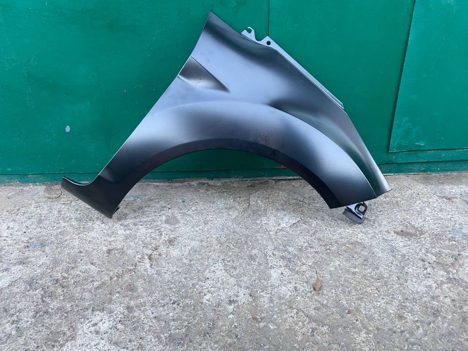 Крыло Ford Fiesta 08-17 праве