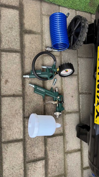 Wynajmę Kompresor sprężarka 10 bar 50L Stanley FATMAX