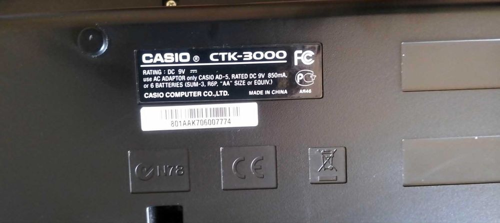 Piano Casio CTK - 3000