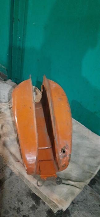Бак мотоцикла ИЖ Планета Спорт.