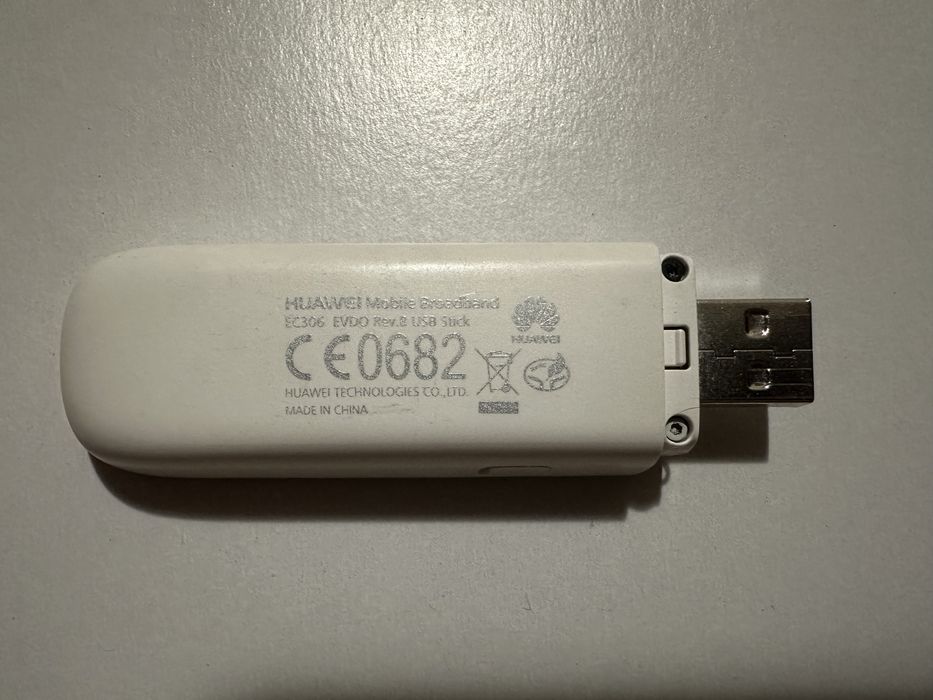 EV-DO 3G USB модем Huawei EC306 Rev. B