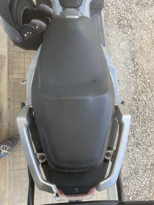 Sym ADX 125 Semi-nova