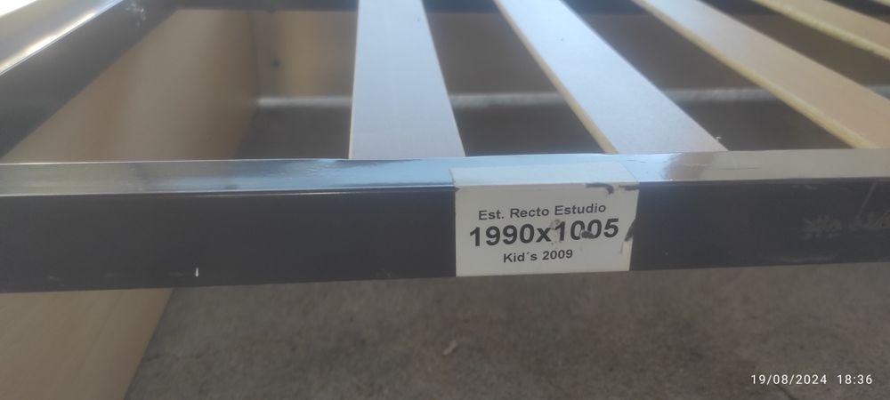 Cama/cómoda de criança