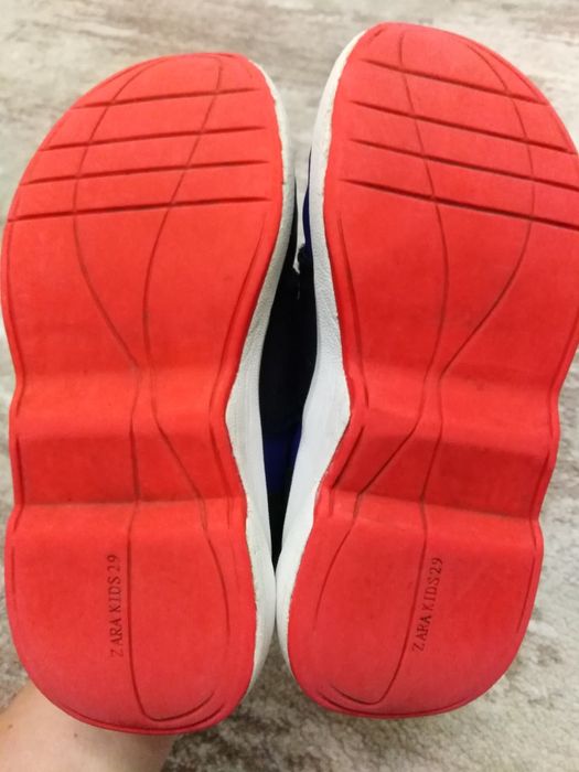 Кроссовки zara 29 размер