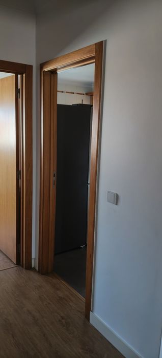 Porta de interior mais aro (impecável sem marcas de uso)