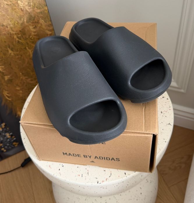 Yezzy slide klapki roz 43 nowe