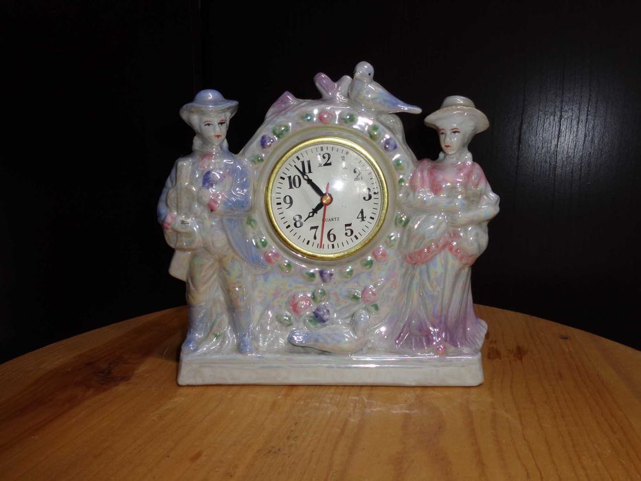 Relógio de Porcelana