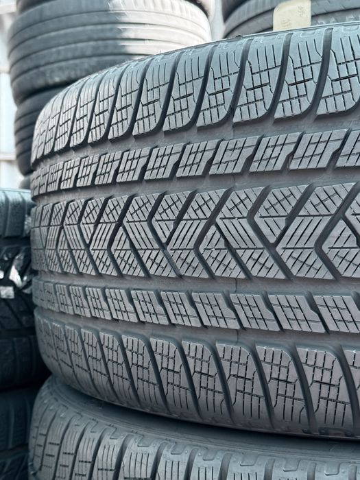 285 35 22 Pirelli Scorpion Winter 95% 2025 Шини Зима