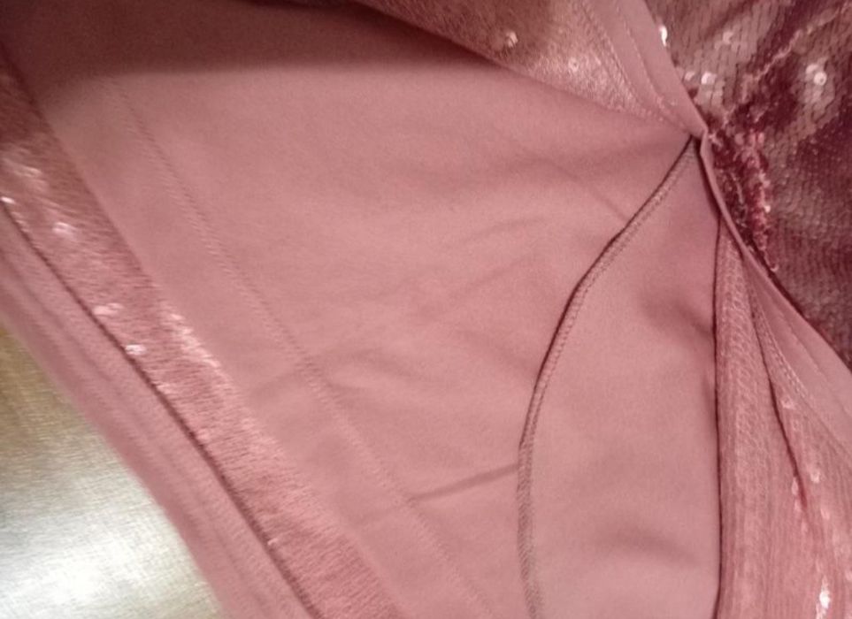 Святкова спідниця в пайєтки.