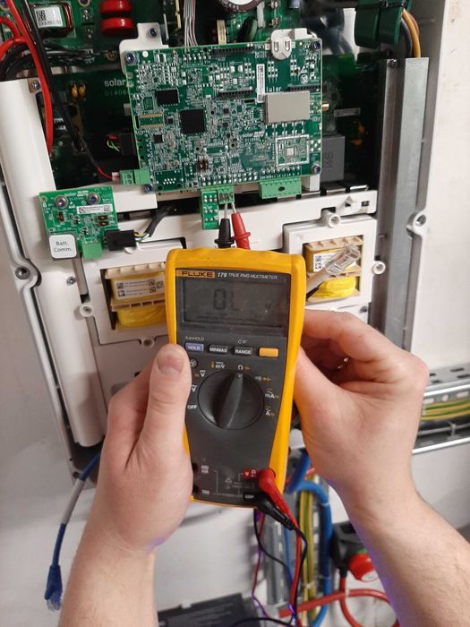 Instalacje Elektryk SmartHome Inteligentny Dom Pompa Ciepła Alarm CCTV