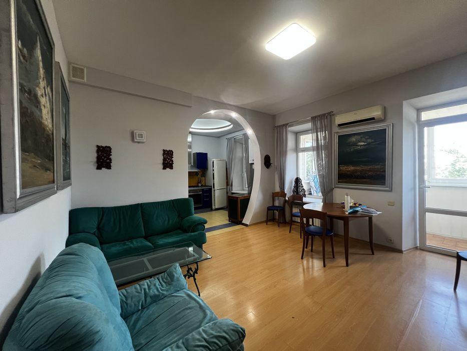 Пентхаус возле Оперного 210м2, $150.000