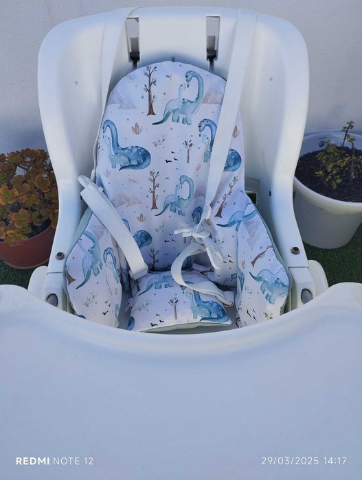 Cadeira refeição bebé