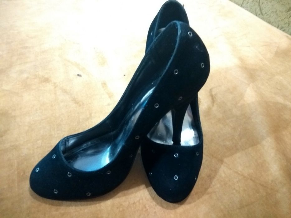 Туфли замш 40 р.