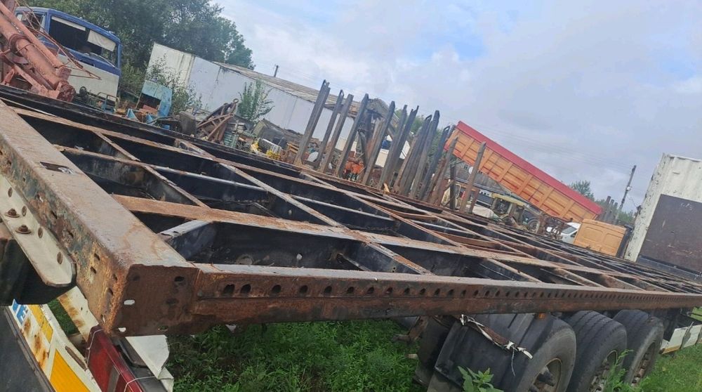 Полуприцеп Кроне під лісовоз потрібно зробити РОГи,обмін розстрочка