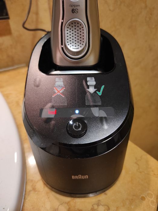 Máquina de barbear Braun Series S9