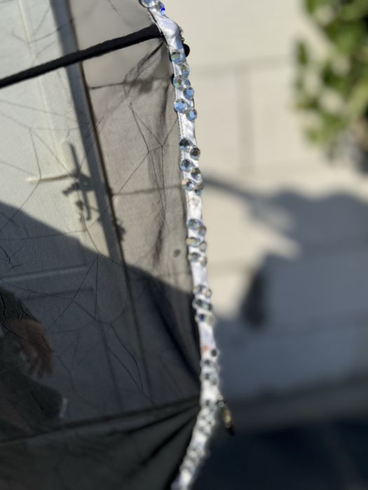 Черное длинное платье ведьмочки колдуньи