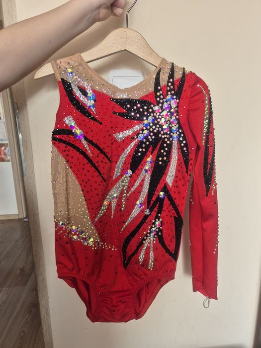 Strój startowy do gimnastyki artystycznej