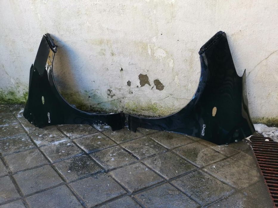 Guarda lamas direito toyota yaris 2008