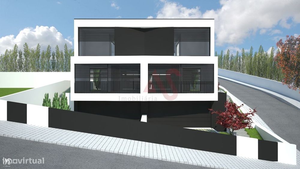 Terreno com Projeto Aprovado para a Construção de Duas Moradias – More